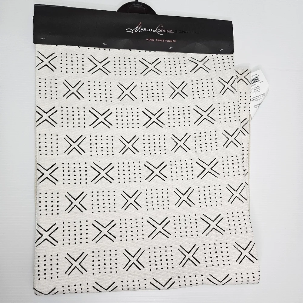 Marlo Lorenz Mudcloth Table Runner Geometric Cotton NWT 16 x 80 Cream & Black